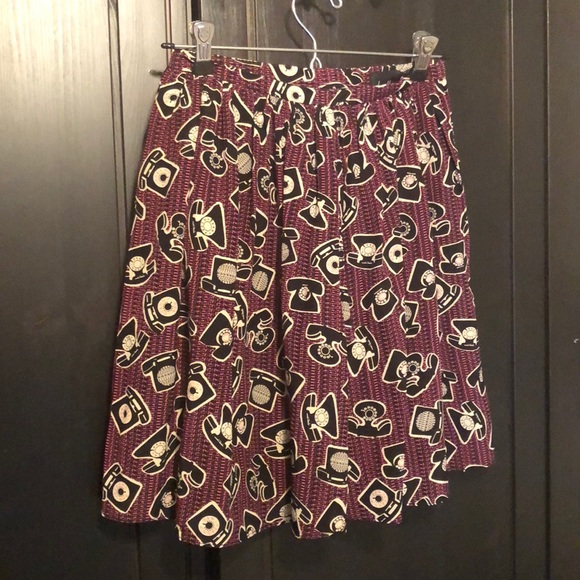 FIRM! Final Sale! cute vintage fabric skirt☎️ - Picture 3 of 3